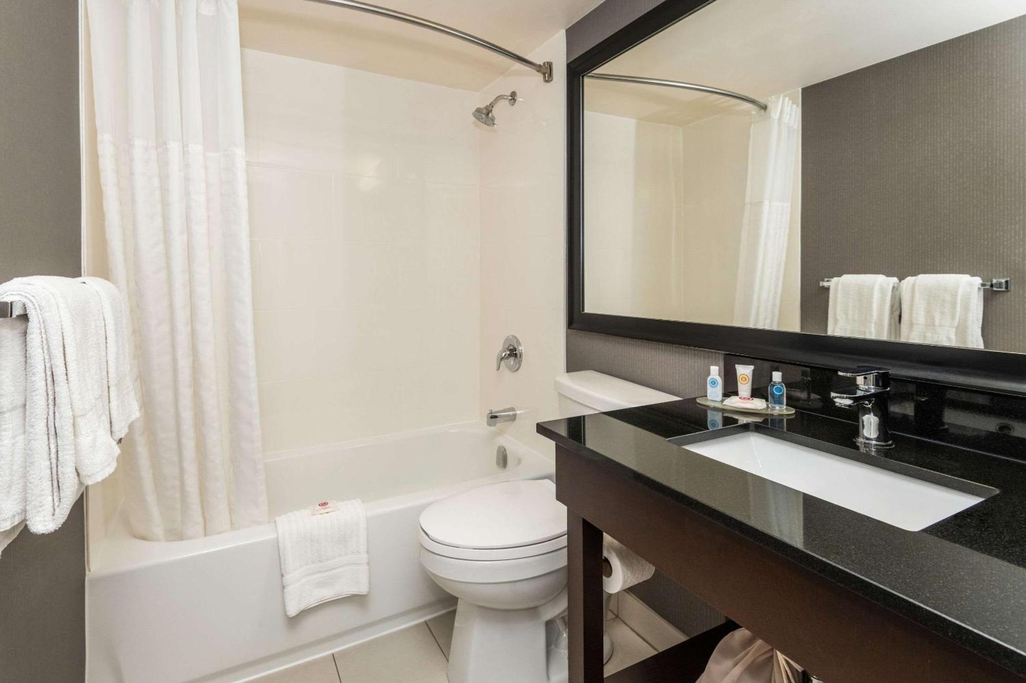 Comfort Inn Gatineau Esterno foto