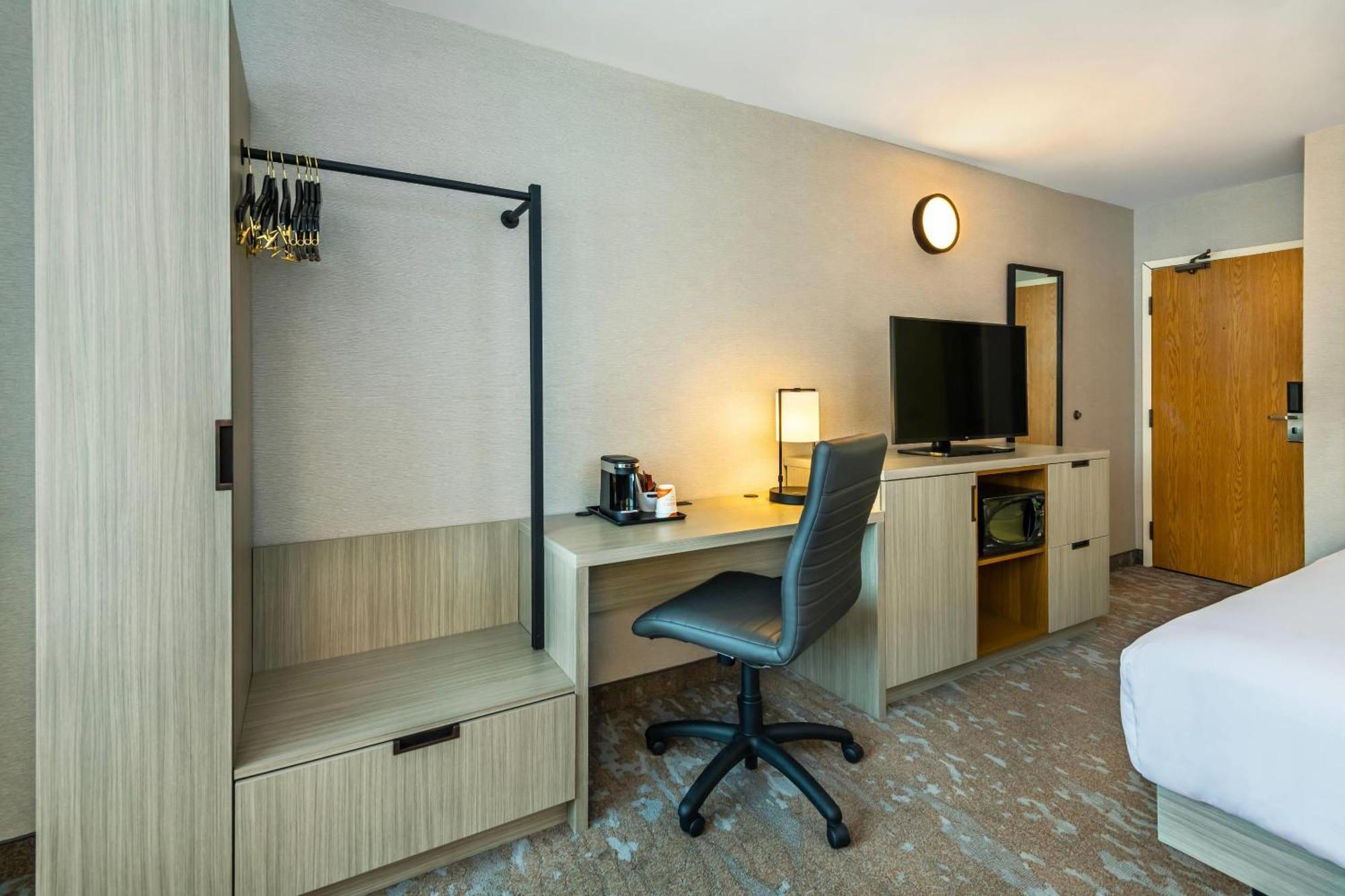 Comfort Inn Gatineau Esterno foto